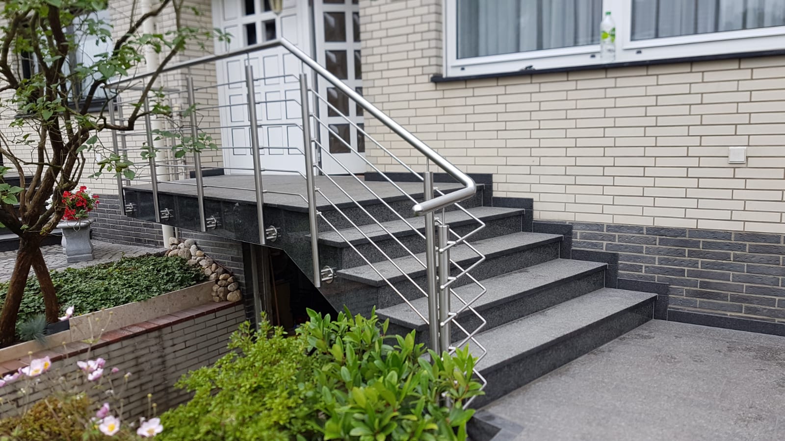 WhatsApp Image 2025-12-17 at 15.54.04 (5)